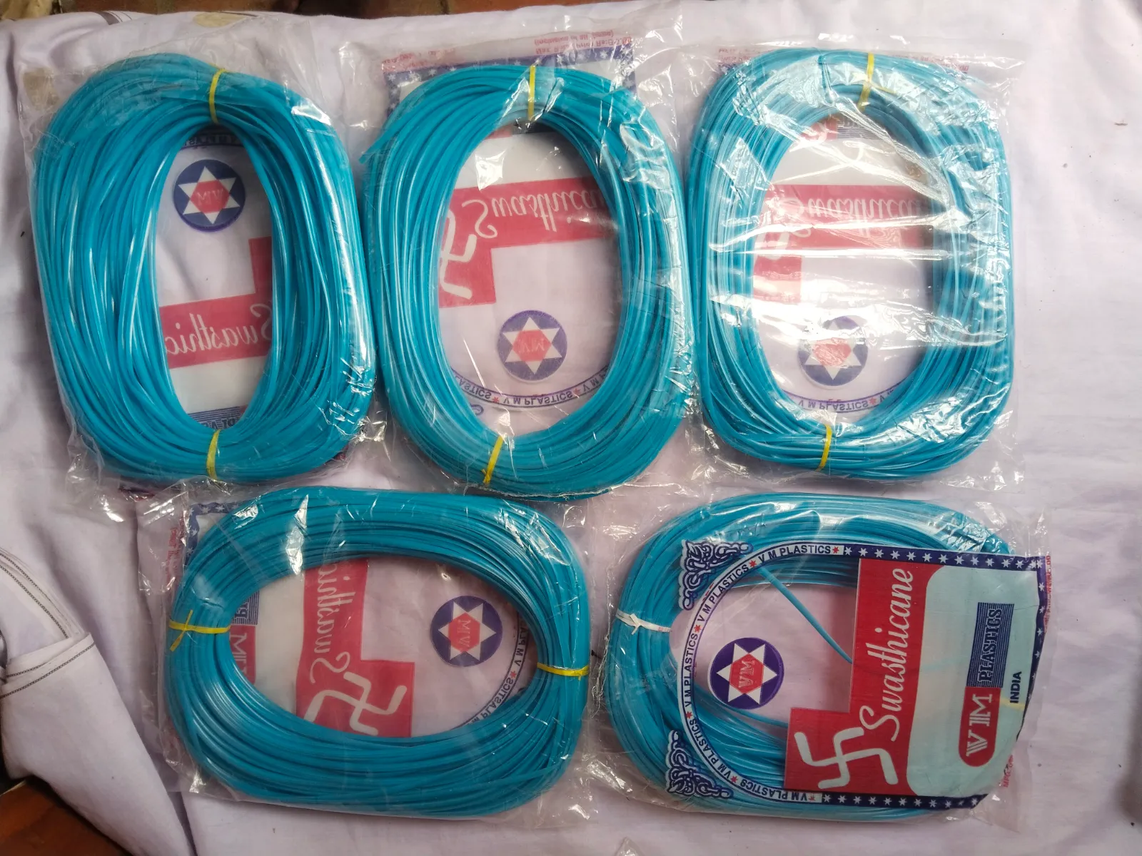 Baby blue pack of 1 premium quality wire 2
