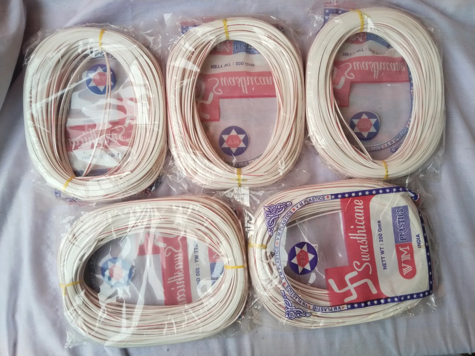 Disco white red colour pack of 5 premium quality 1kg