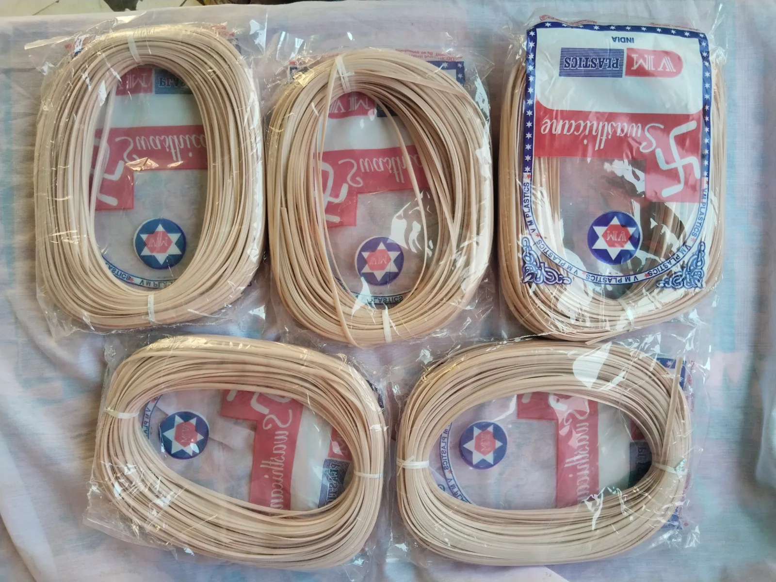 Baby biscuit colour pack of 1 premium quality wire 2